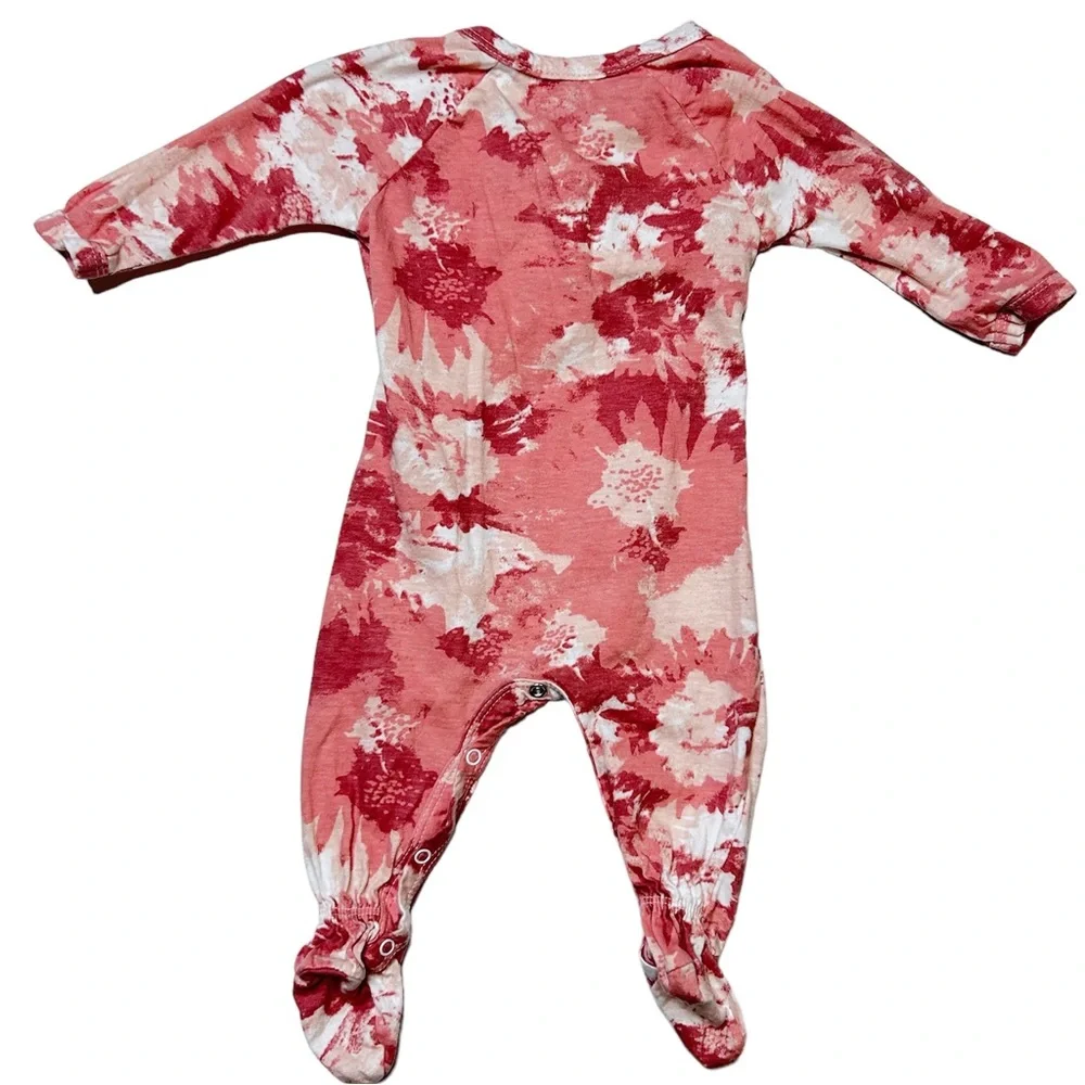 Burt’s Bees 0-3 Months Long Sleeve Footed Onesie Organic Pink Floral Tie Dye